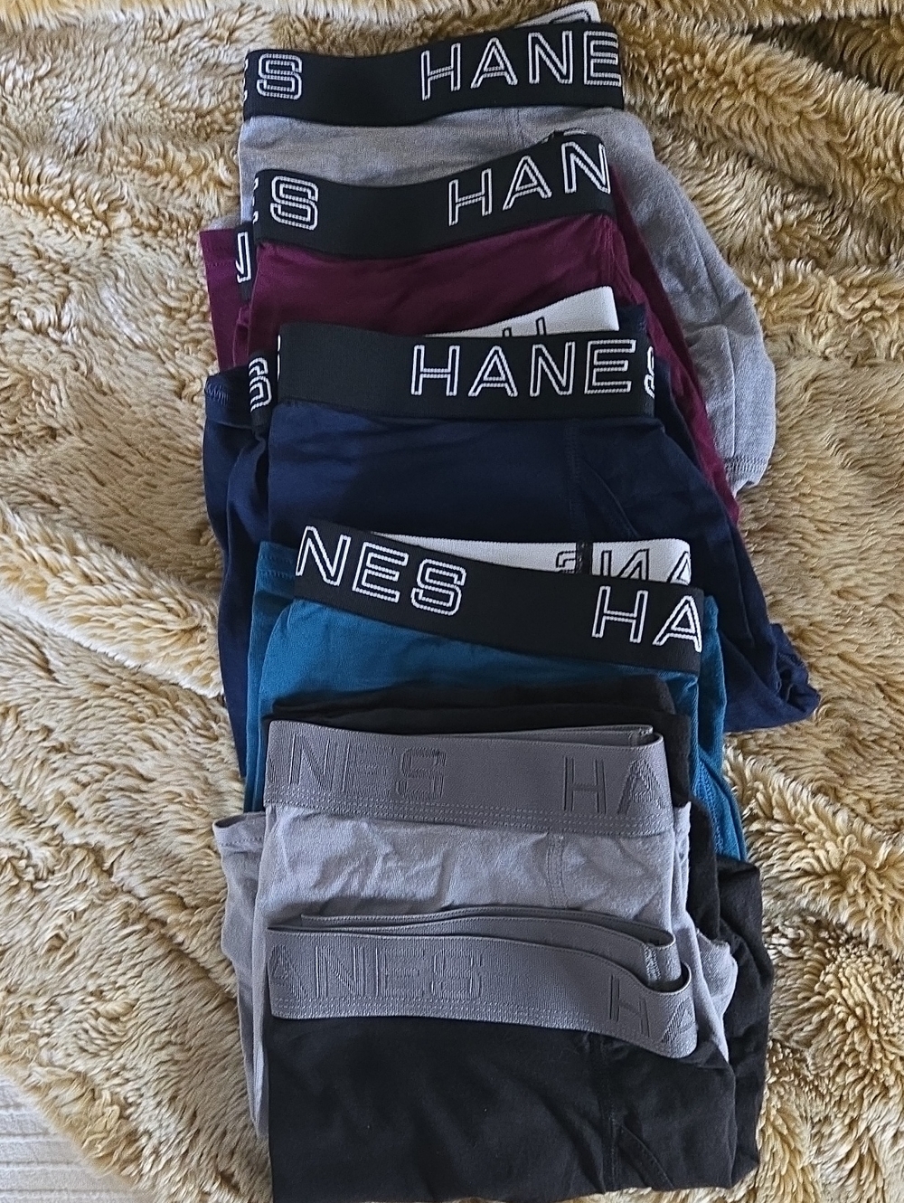 BNWOT - 6 Pairs Hanes Comfort Boxer Briefs